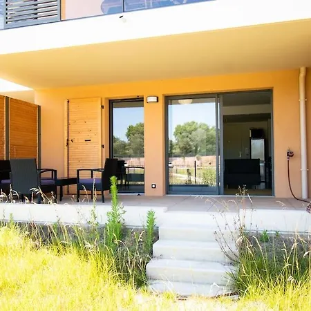 Avec Jardin, Piscine Et Parking Aix-en-Provence